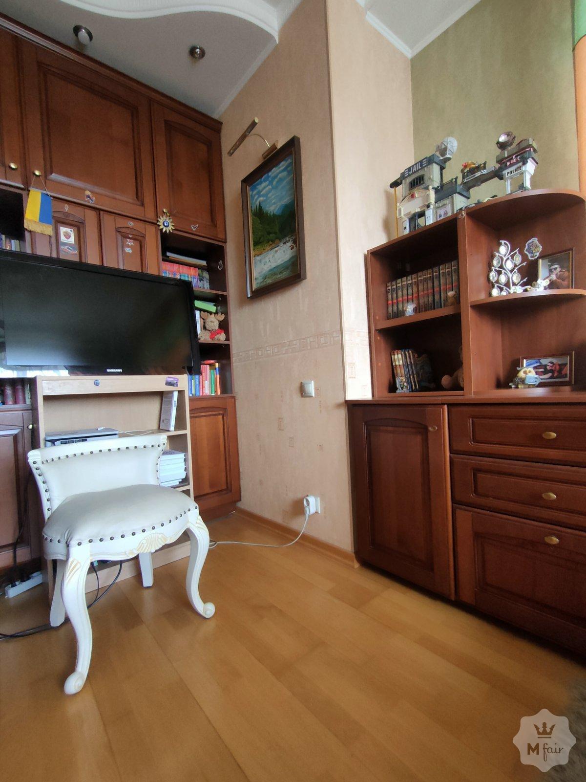 Продажа загородного дома в Черкасах