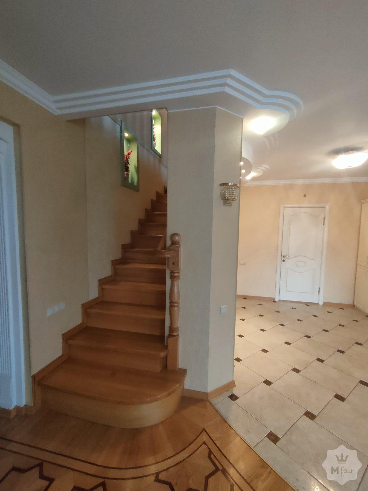 Продажа загородного дома в Черкасах