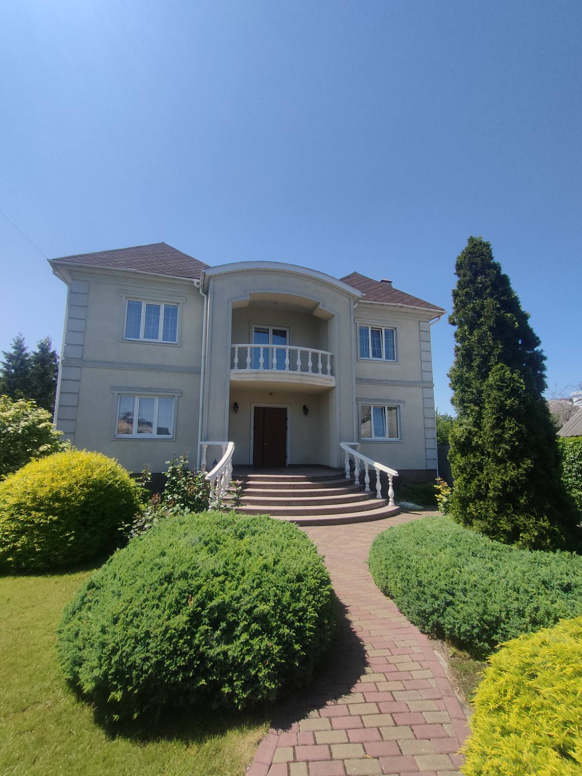 Продажа загородного дома в Черкасах