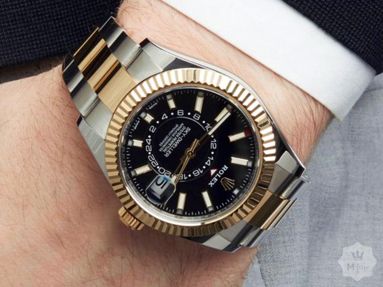 Продажа новых Rolex Sky-Dweller из желтого золота в Киеве