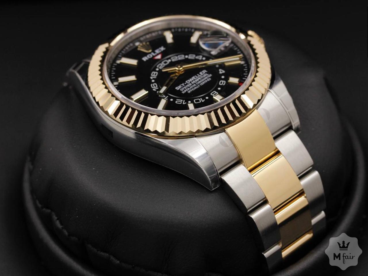 Продажа новых Rolex Sky-Dweller из желтого золота в Киеве