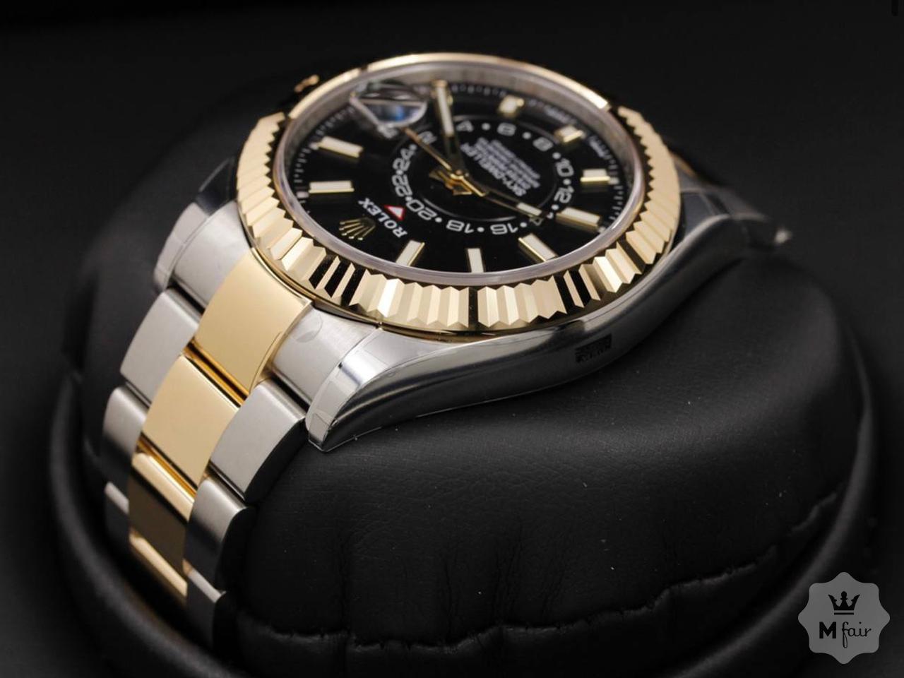 Продажа новых Rolex Sky-Dweller из желтого золота в Киеве