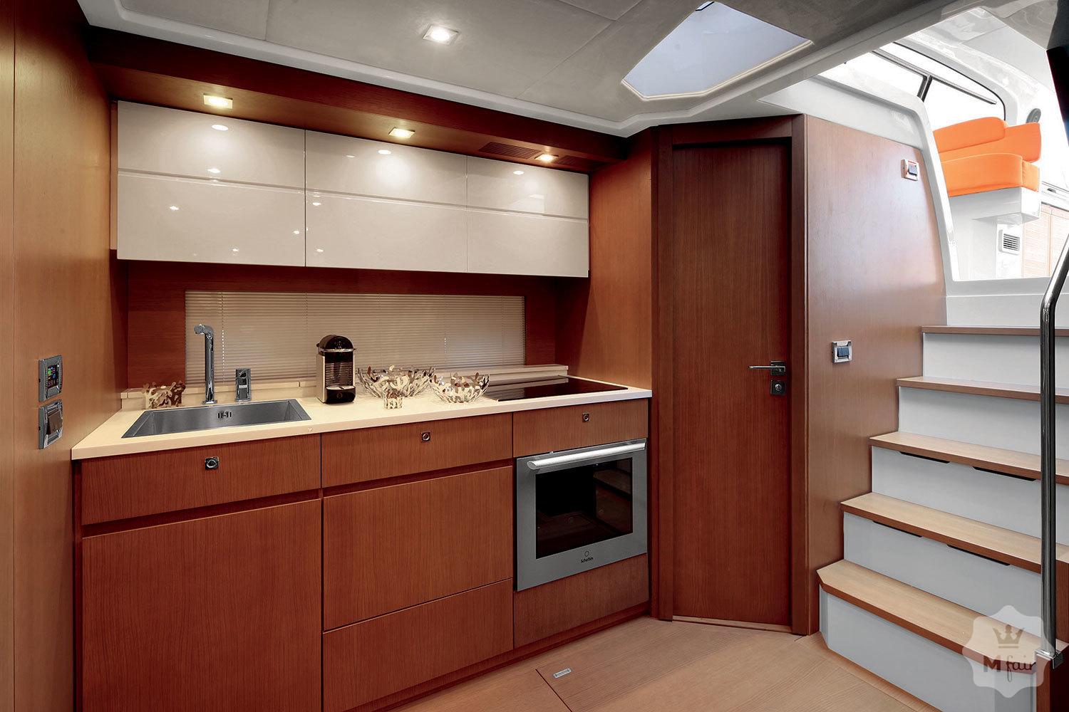 Продажа Atlantis 40 в Киеве