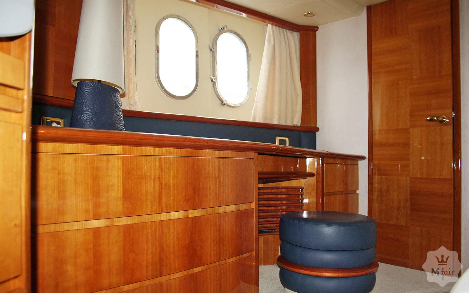 Продажа Azimut 62 в Киеве