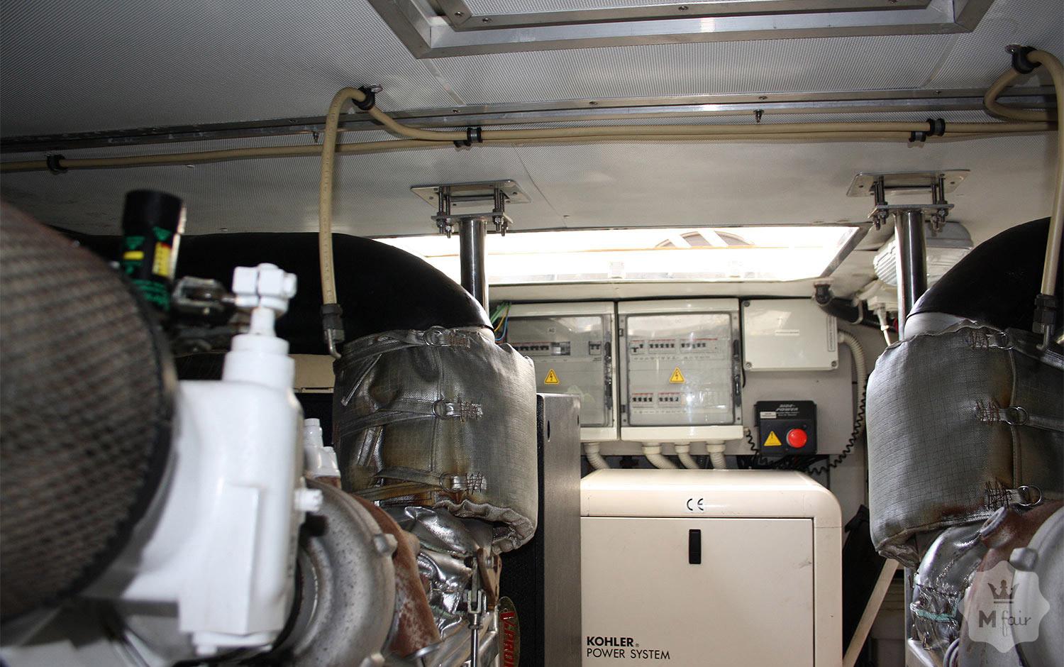 Продажа Azimut 62 в Киеве