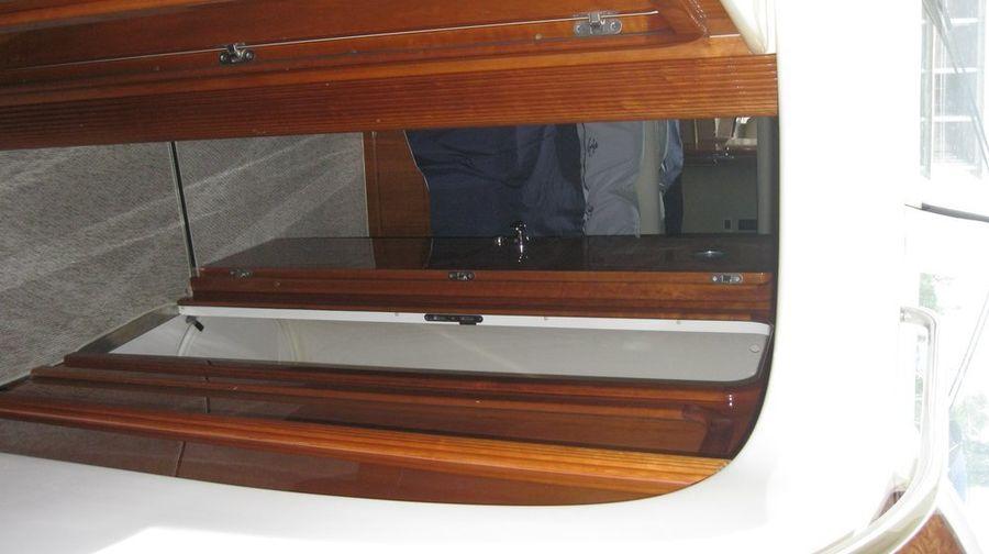 Продажа Azimut 42 в Киеве