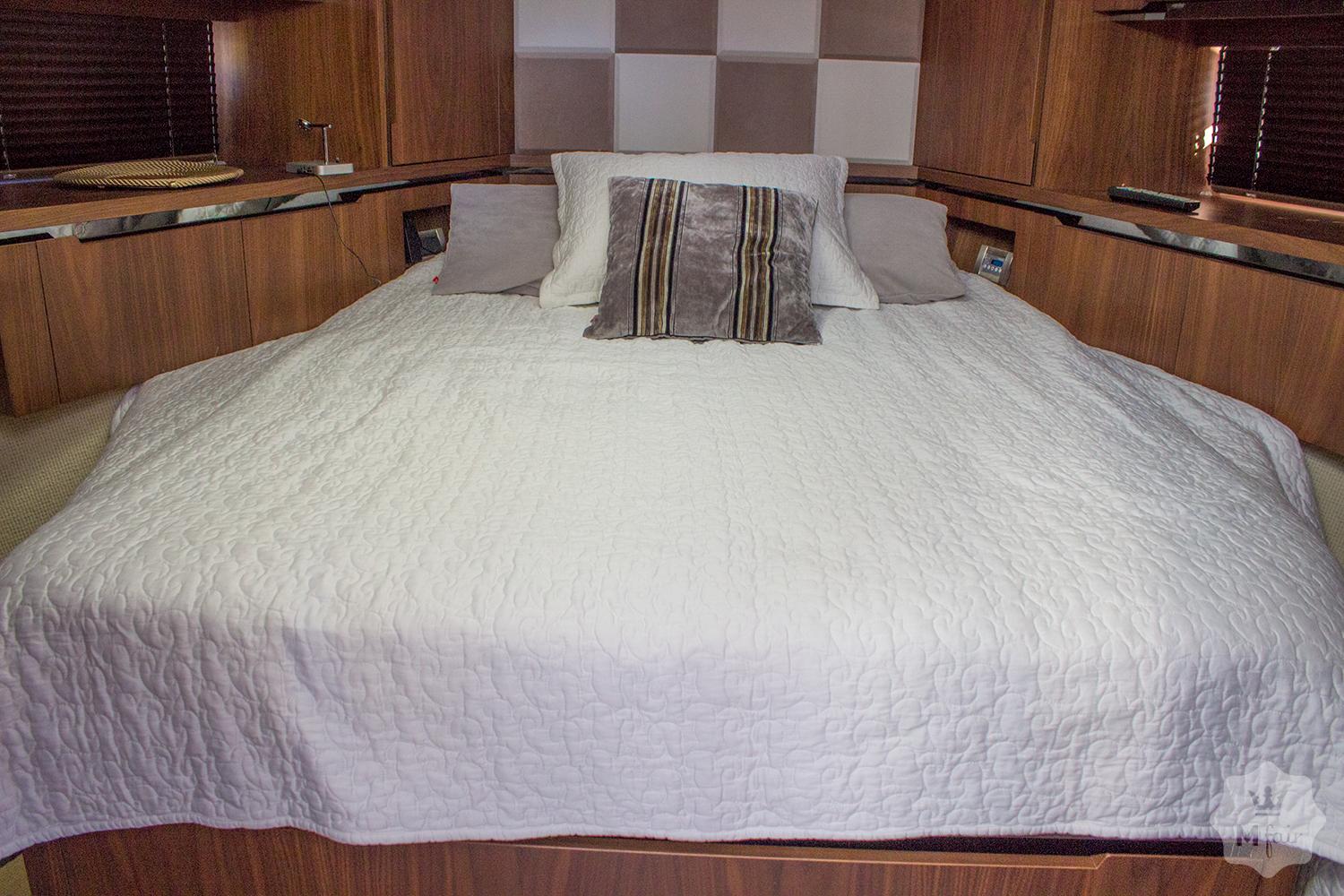 Продажа моторной яхты Galeon 460 Fly '2017 в Киеве