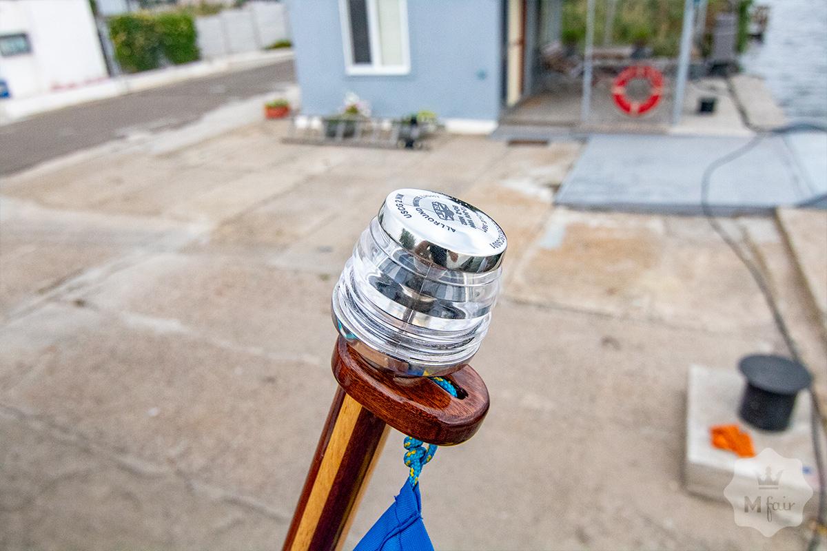 Продажа эксклюзивного катера в классическом стиле