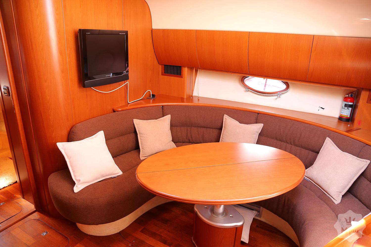 Продажа моторной яхты Azimut Atlantis 425 (Атлантис) '2008 в Киеве