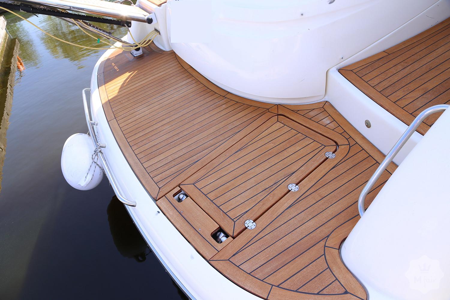 Продажа моторной яхты Azimut Atlantis 425 (Атлантис) '2008 в Киеве