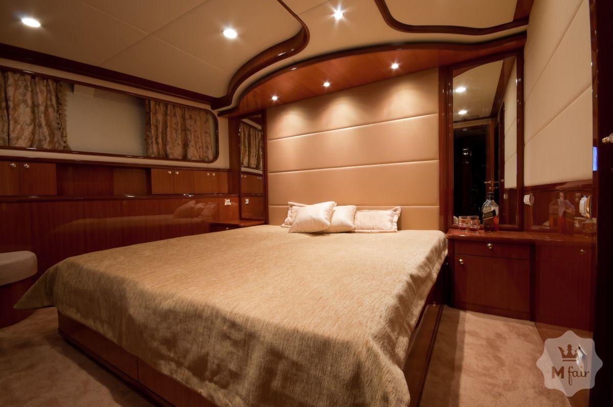 Продажа роскошной 24м моторной яхты '2011 в Киеве