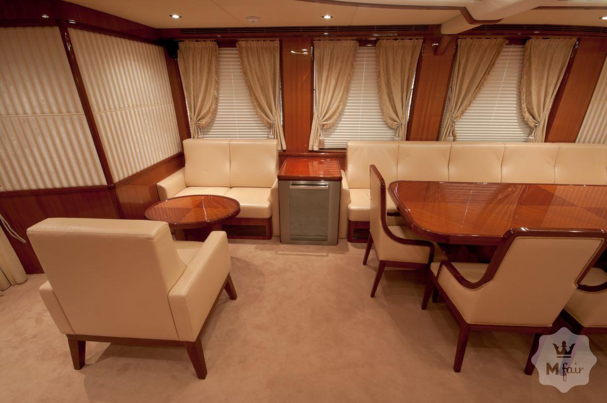 Продажа роскошной 24м моторной яхты '2011 в Киеве