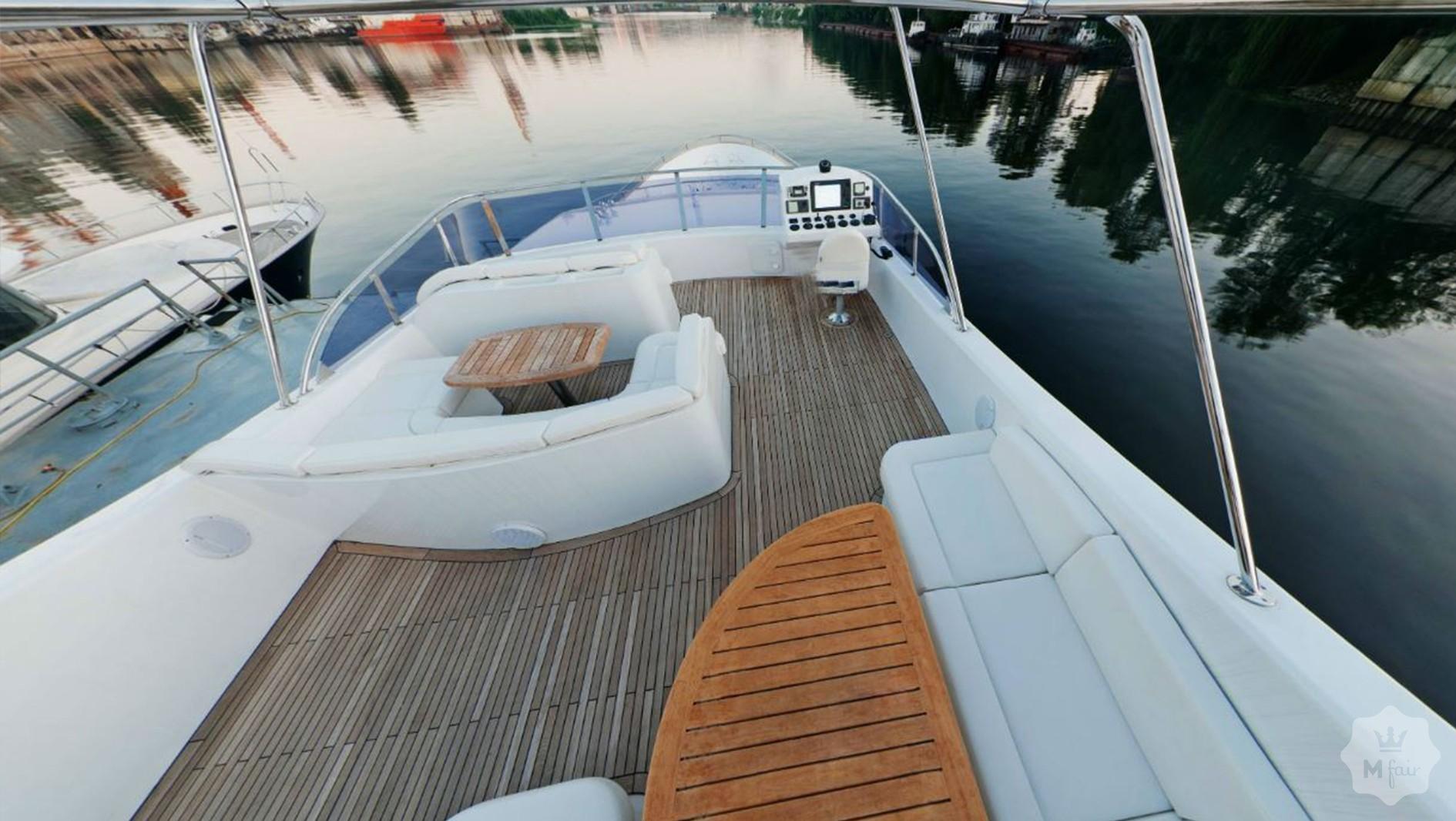 Продажа роскошной 24м моторной яхты '2011 в Киеве