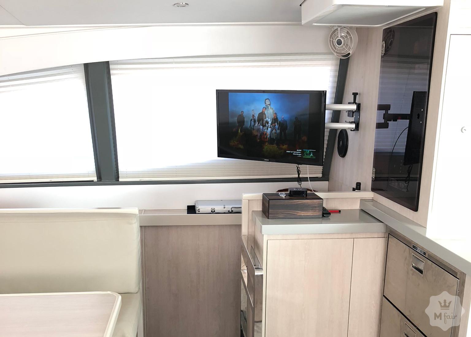 Продажа катамарана Leopard 51 Powercat '2016 в Киеве