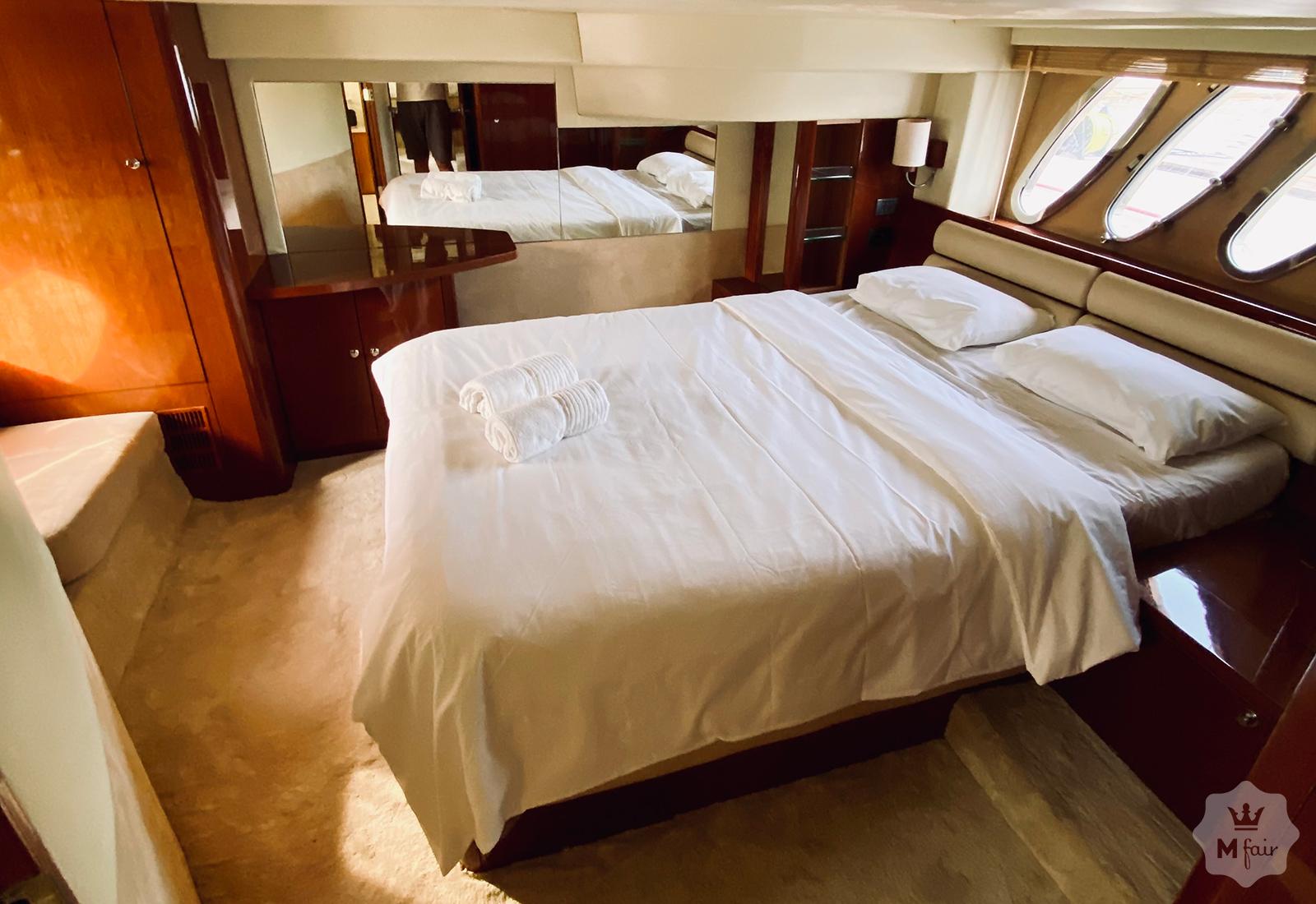 Аренда моторной яхты Sealine T50 '2008 в Киеве