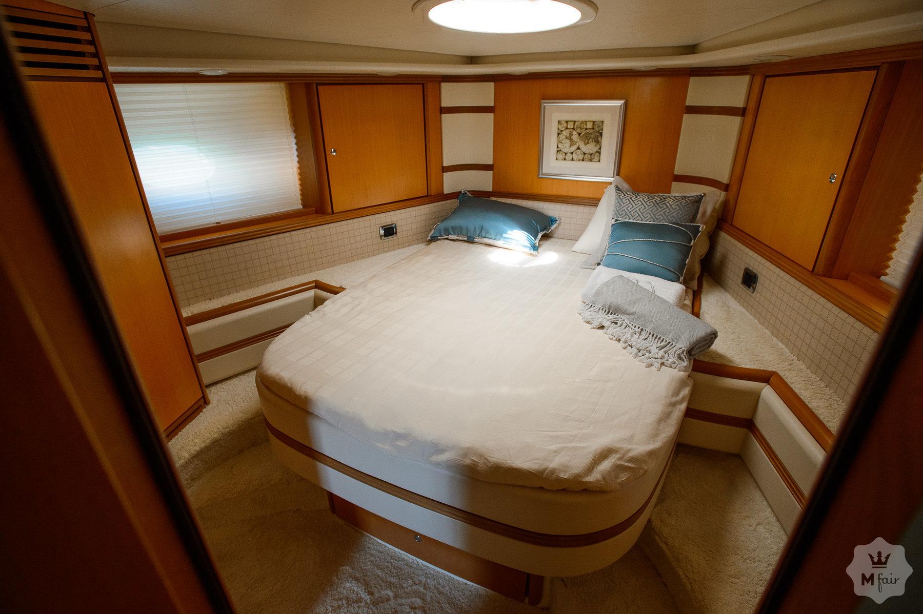 Продажа моторной яхты Baia Yachts Aqua 54 '2004 в Одессе