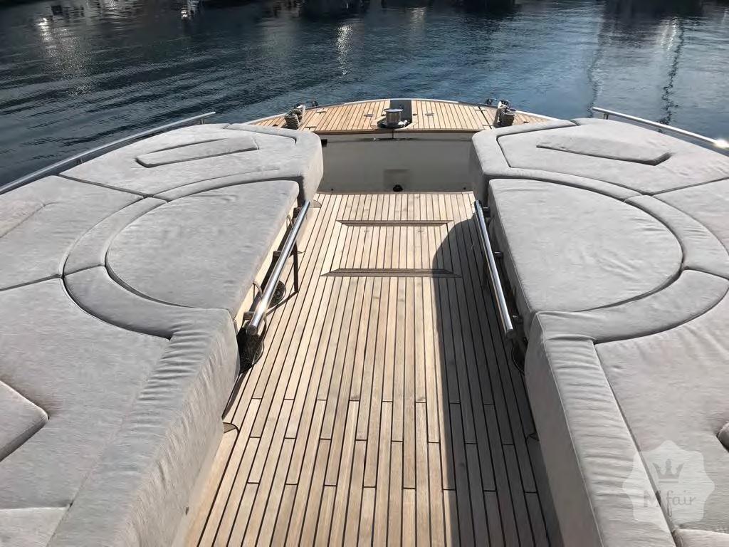 Продажа моторной яхты Monte Carlo Yachts 70 '2014 в Украине