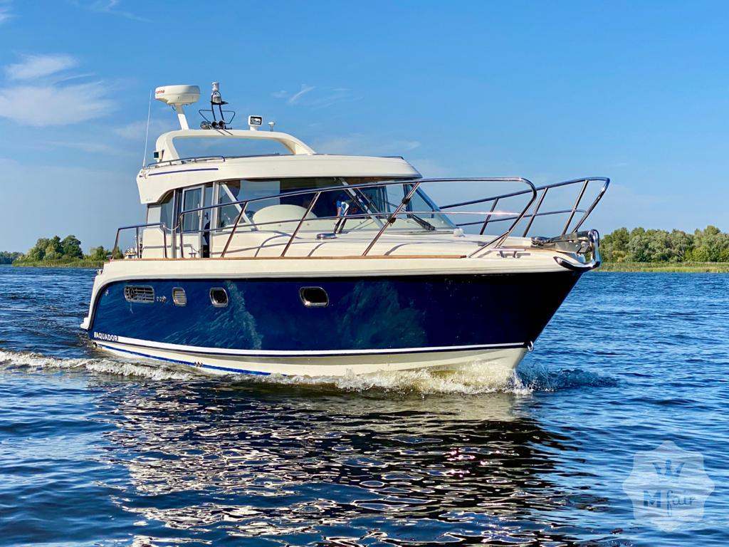 Продажа моторной яхты Aquador 32 '2005 в Киеве