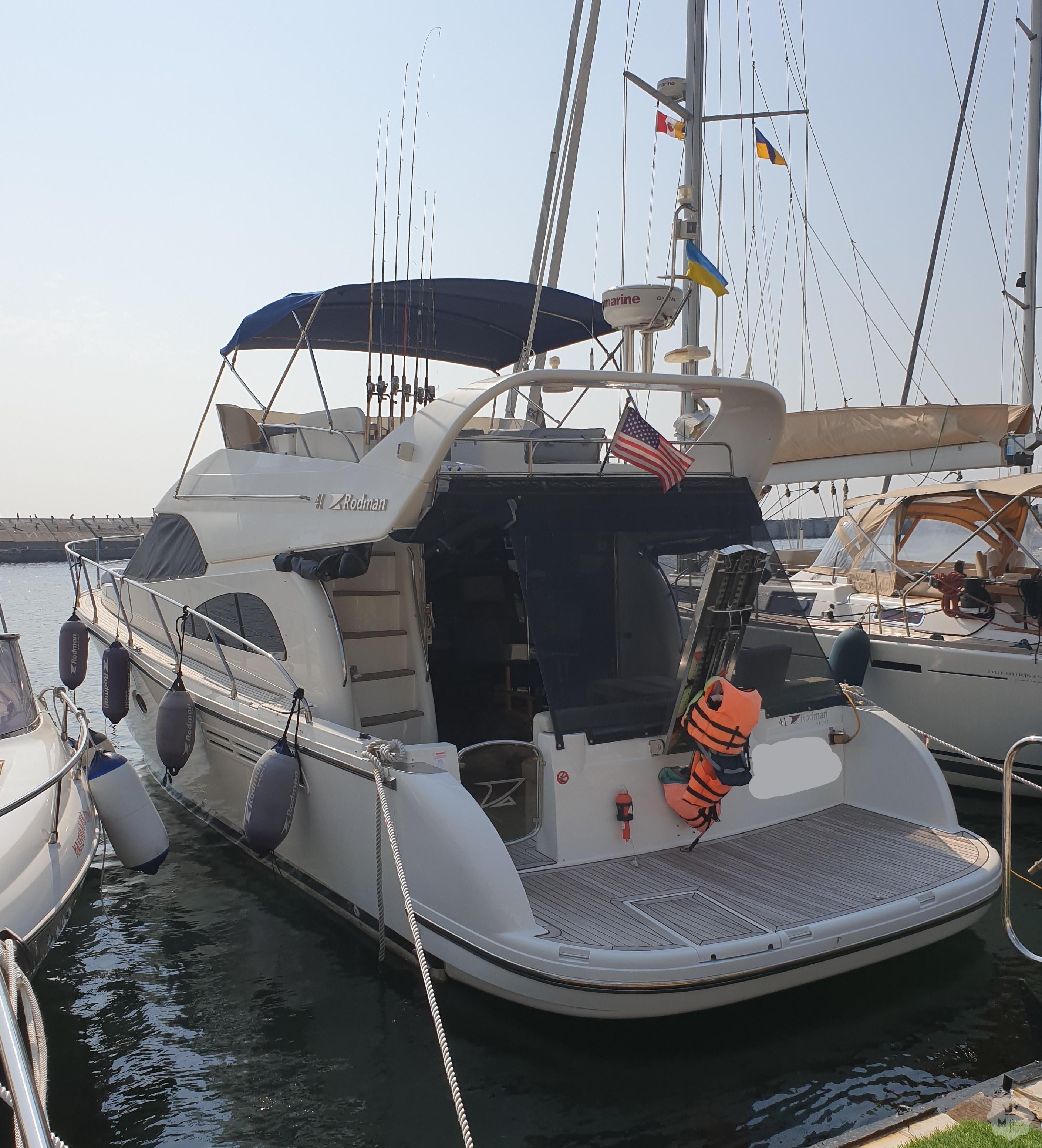 Продажа моторной яхты Rodman 41 Flybridge '2007 в Одессе